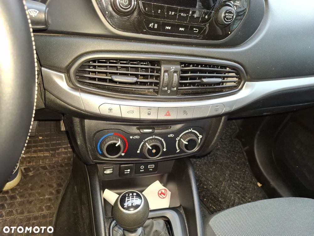 Fiat Tipo 1.4 16V Pop - 5