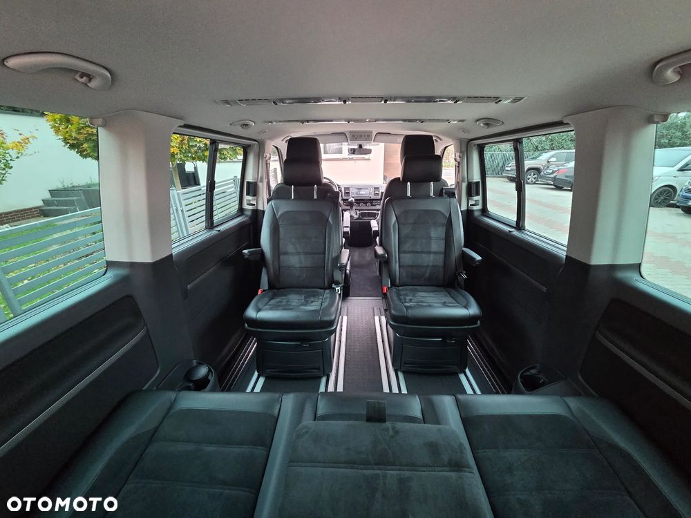 Volkswagen Multivan - 21