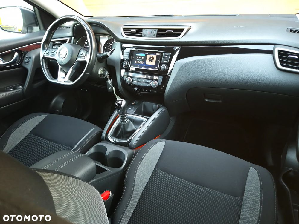 Nissan Qashqai - 32
