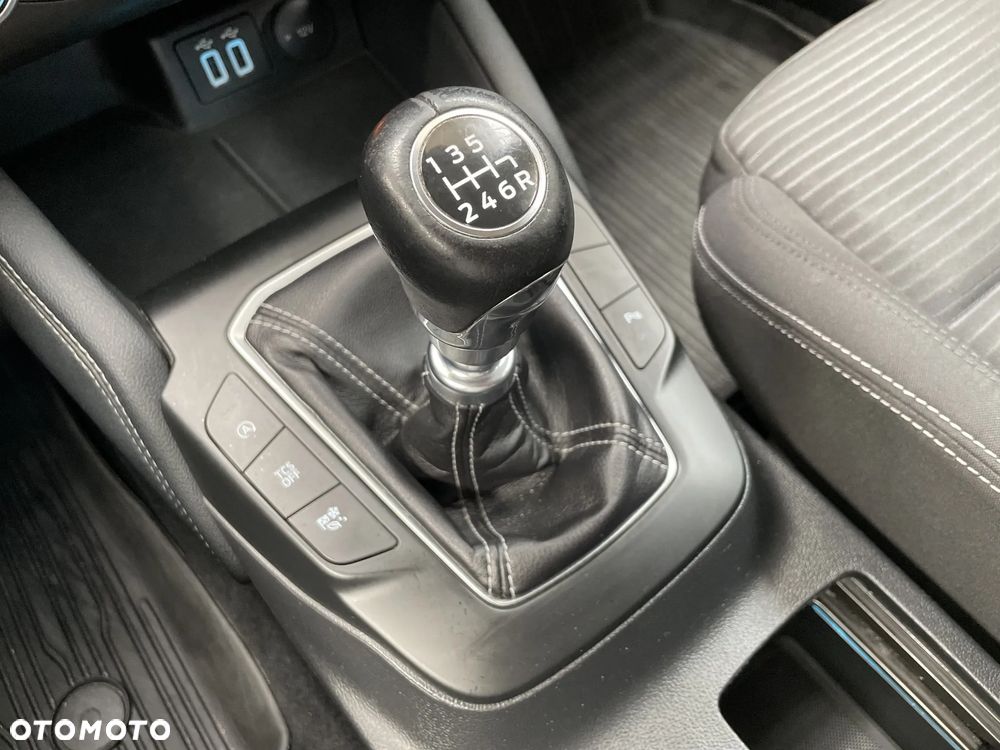 Ford Focus SW 1.0 EcoBoost Titanium X - 16