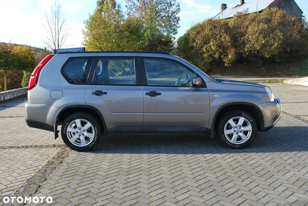 Nissan X-Trail 2.0 dCi 4x4 DPF LE - 7