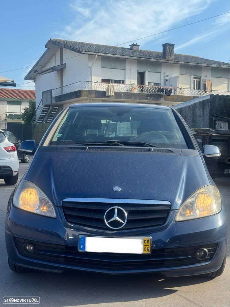 Mercedes-Benz A 150 Classic Automatic - 2