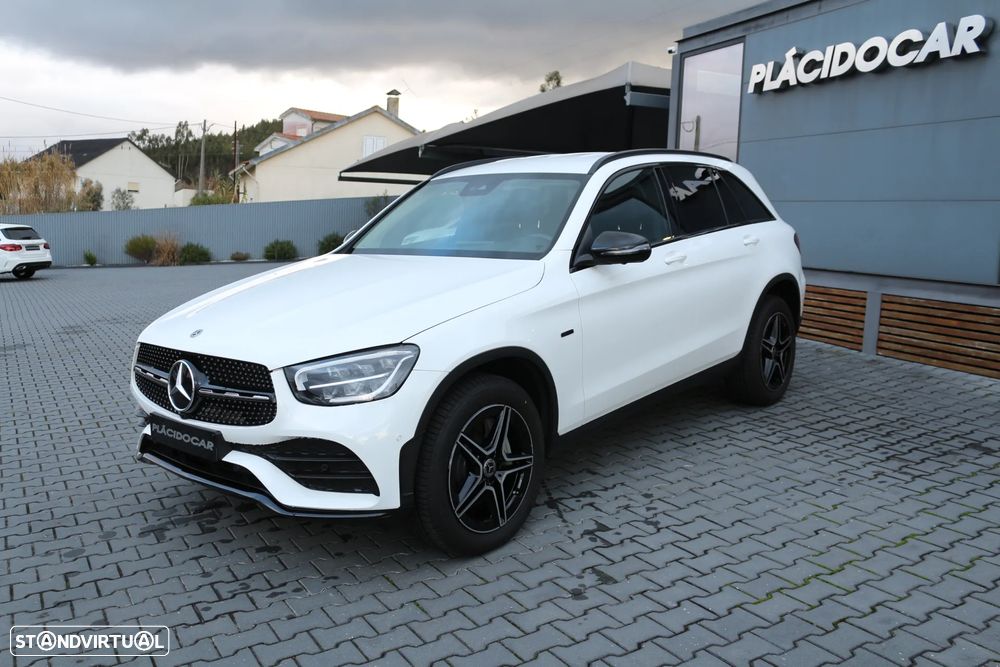 Mercedes-Benz GLC 300 de 4Matic 9G-TRONIC AMG Line - 2