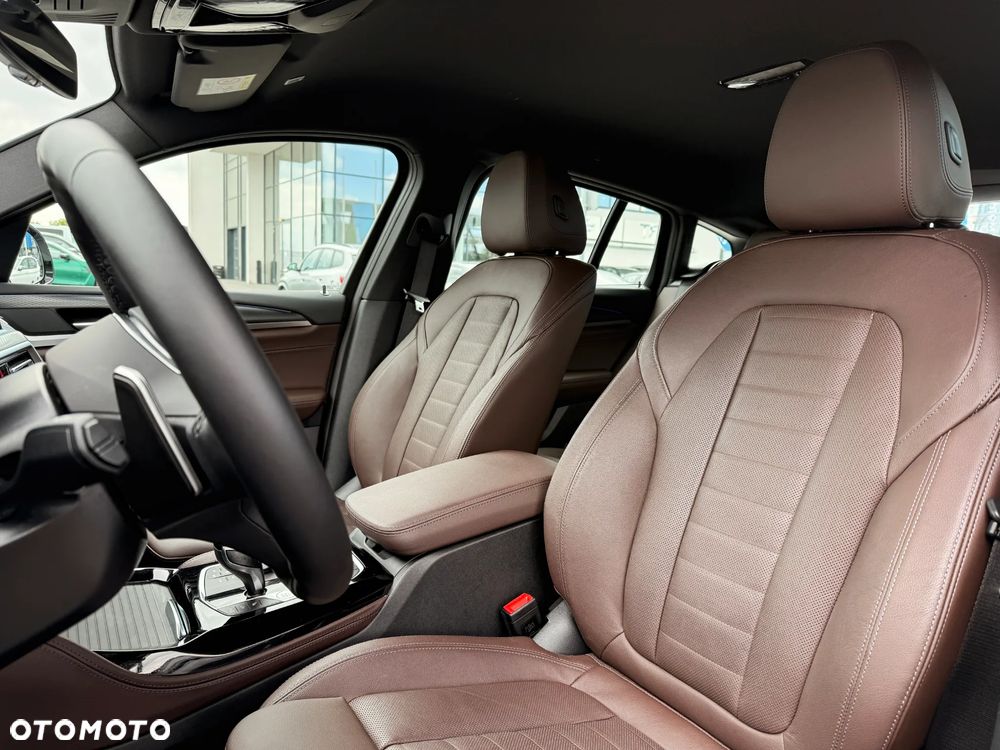 BMW X4 xDrive20d mHEV sport - 28