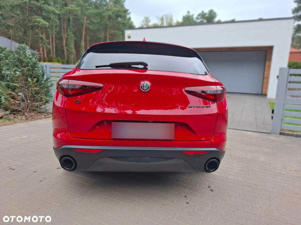 Alfa Romeo Stelvio 2.0 Turbo Sprint Q4 - 6