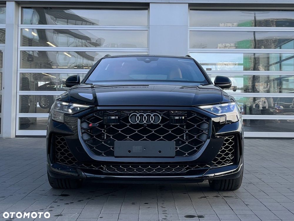 Audi RS Q8 - 11