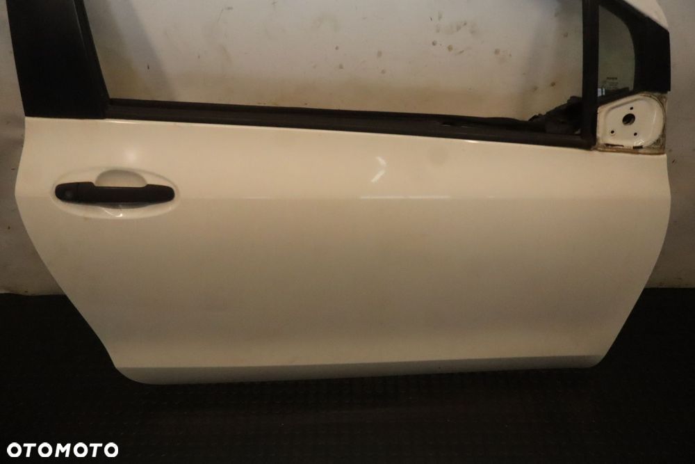 DRZWI PRAWY PRZÓD TOYOTA YARIS II FB18 - 6