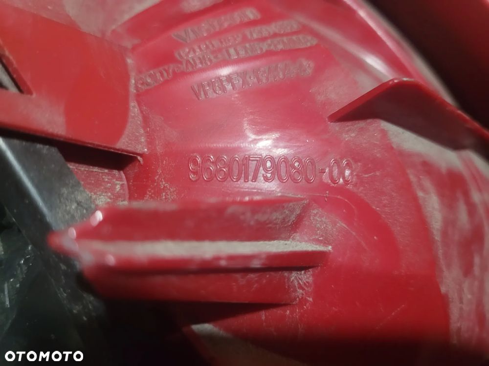 Peugeot 207 cc lampy P+ L tył - 7