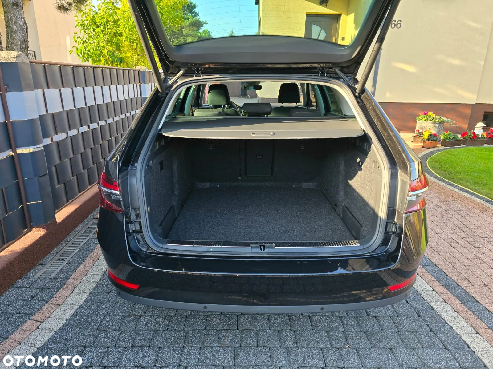 Skoda Superb 2.0 TDI SCR 4x4 Ambition DSG - 6