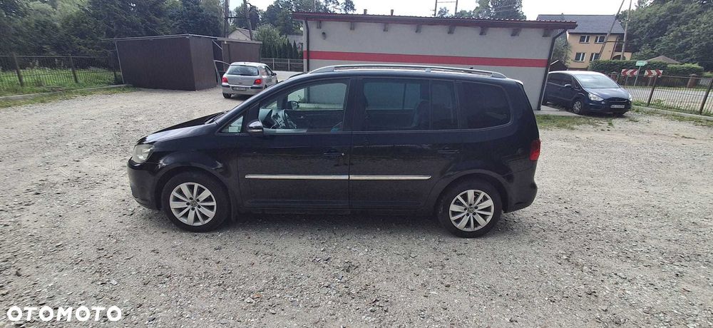 Volkswagen Touran - 2