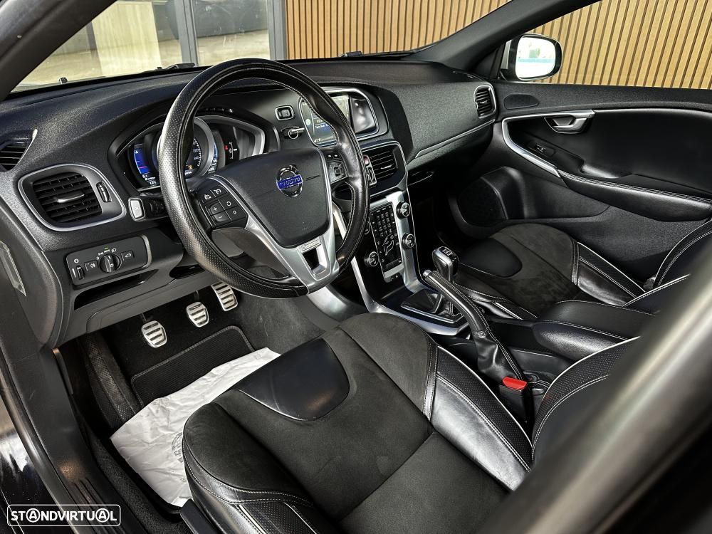 Volvo V40 2.0 D2 R-Design - 17