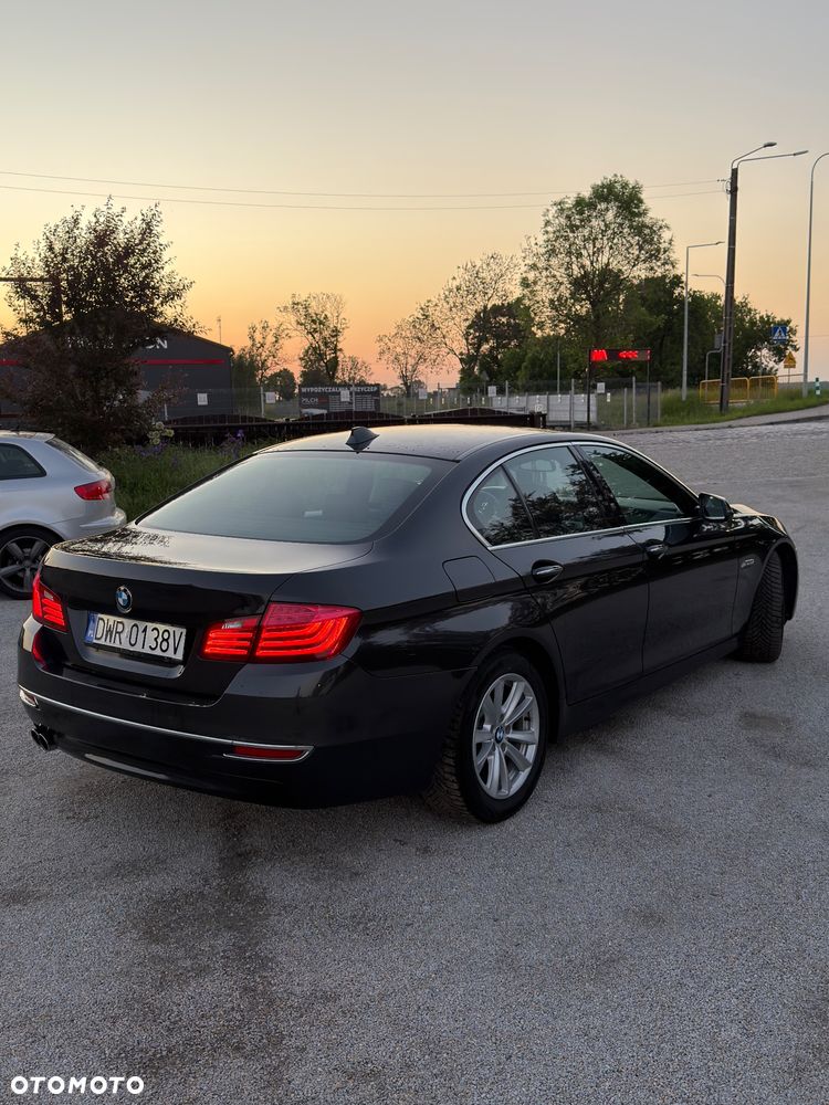 BMW Seria 5 520d Luxury Line - 3