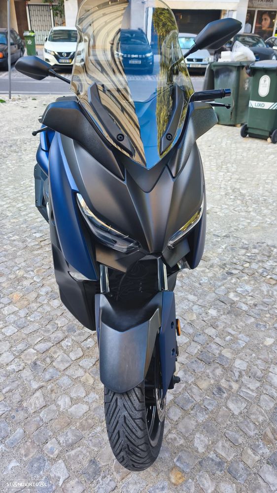 Yamaha X-Max - 4