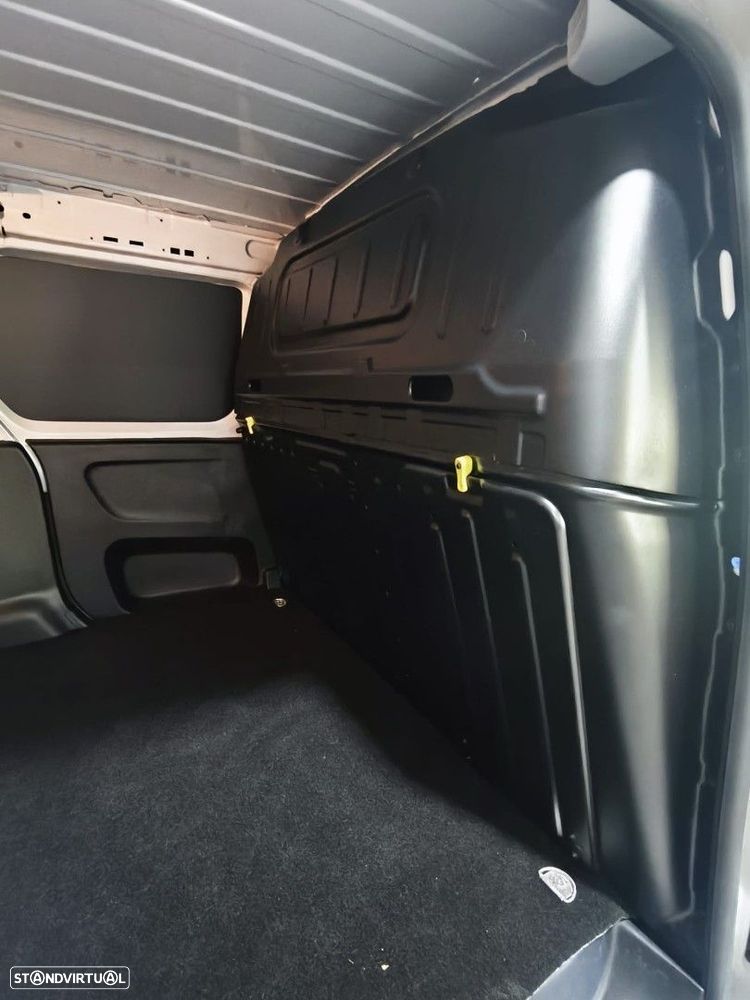 Citroën Berlingo 1.6 BlueHDi L1 3L - 11