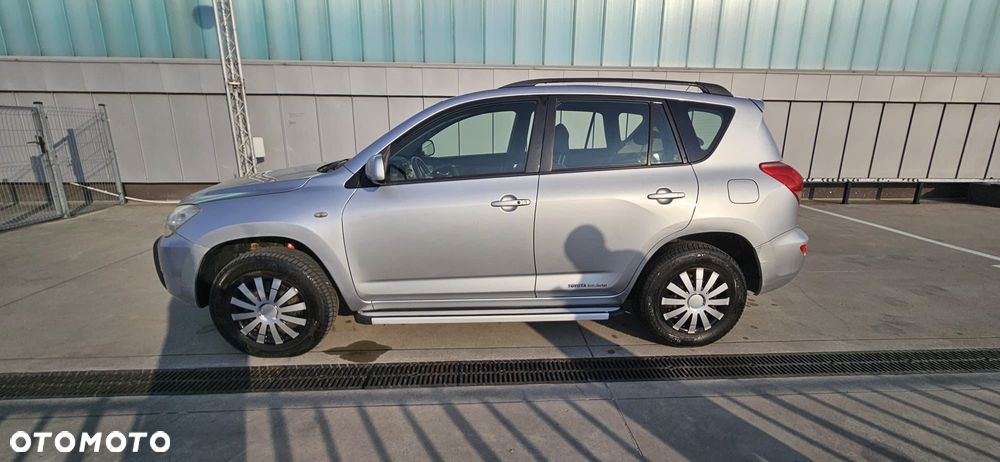 Toyota RAV4 2.2 D-4D 4x4 Executive - 2