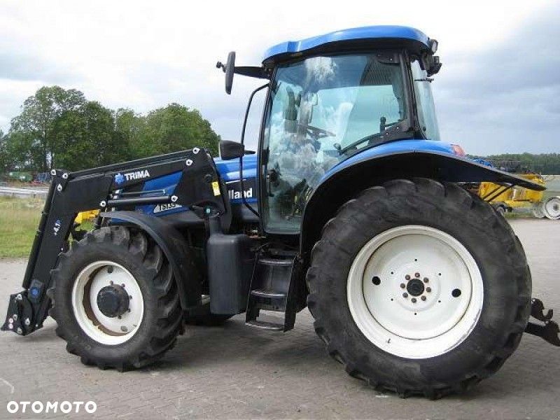New Holland New Holland TSA 135 AEC ,2004 , 135 KM,