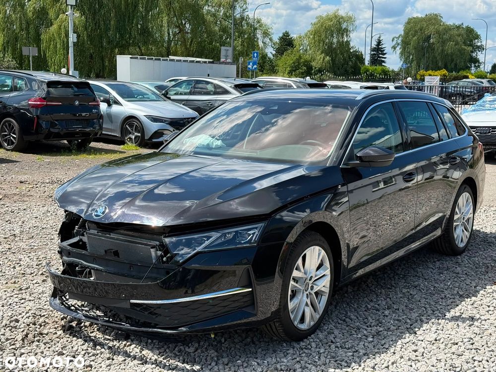 Skoda Octavia 1.5 TSI mHEV Selection DSG - 14