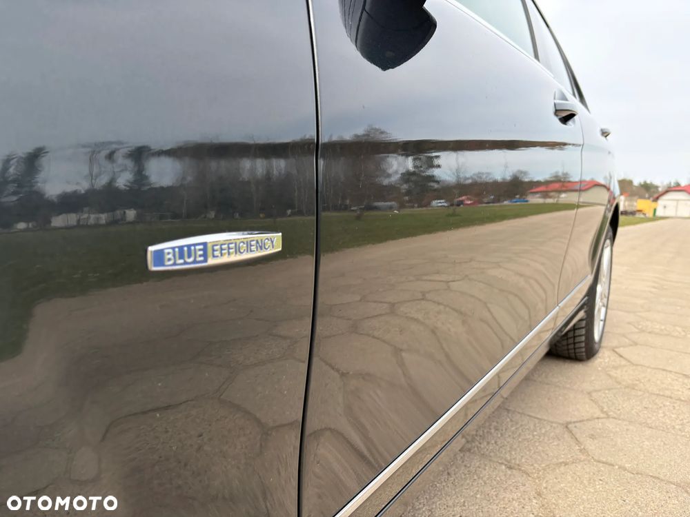 Mercedes-Benz Klasa C 180 CGI BlueEff Classic - 18