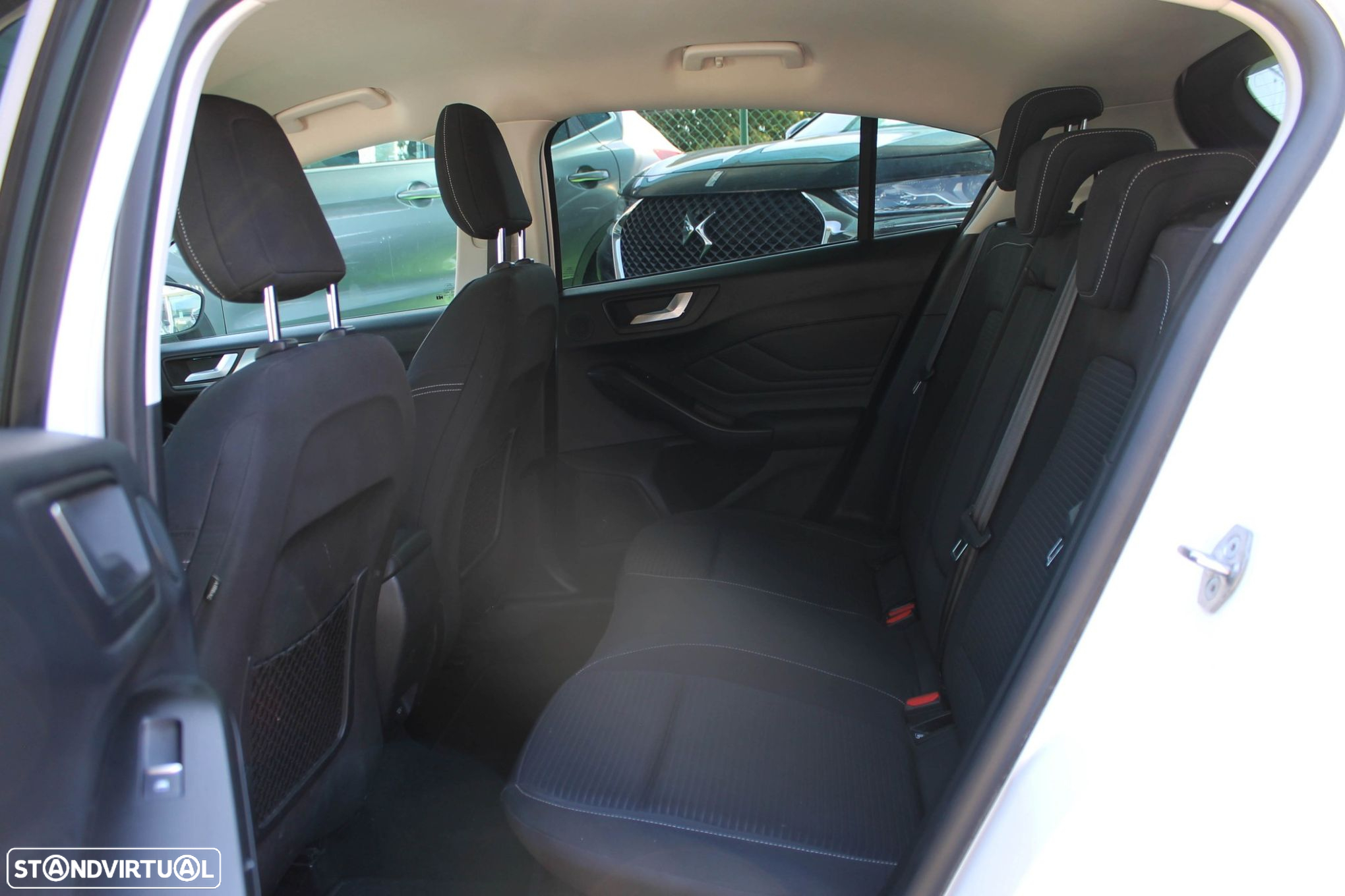 Ford Focus 1.5 TDCi EcoBlue Titanium Aut. - 28