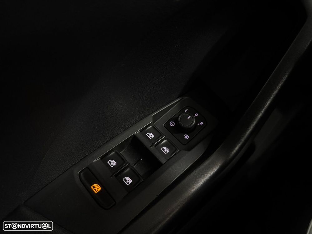 VW T-Cross 1.0 TSI - 38