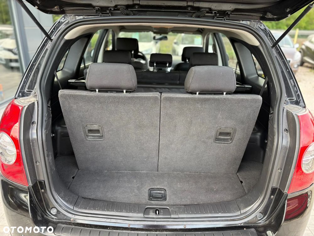 Chevrolet Captiva 2.4 4WD 7 Sitzer LT - 13