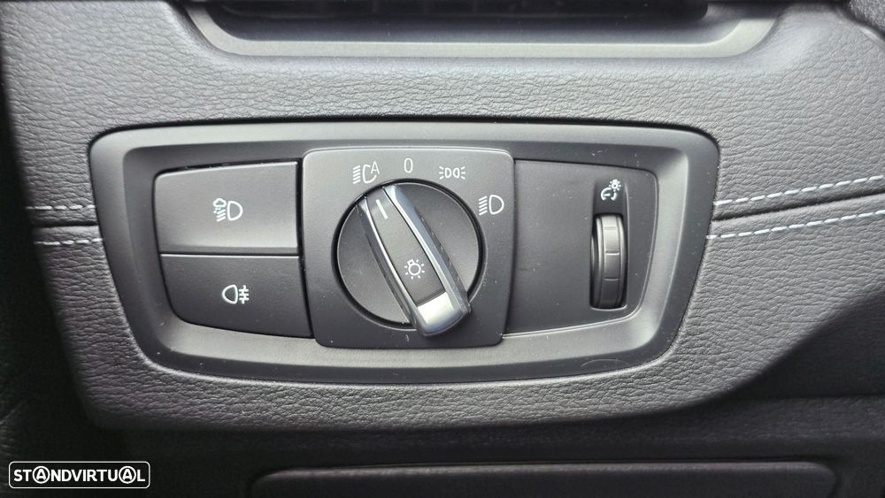 BMW X2 18 d sDrive Auto Advantage - 11