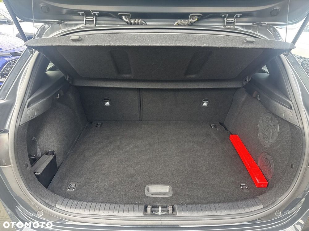 Kia Ceed 1.5 T-GDI Business Line Plus - 19