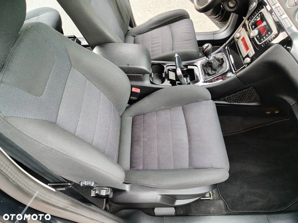 Ford S-Max - 20