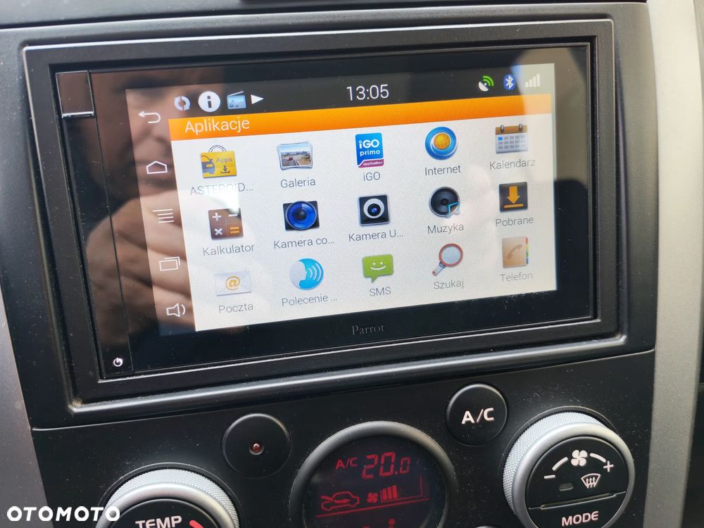 Suzuki Grand Vitara 2.4 Premium - 16
