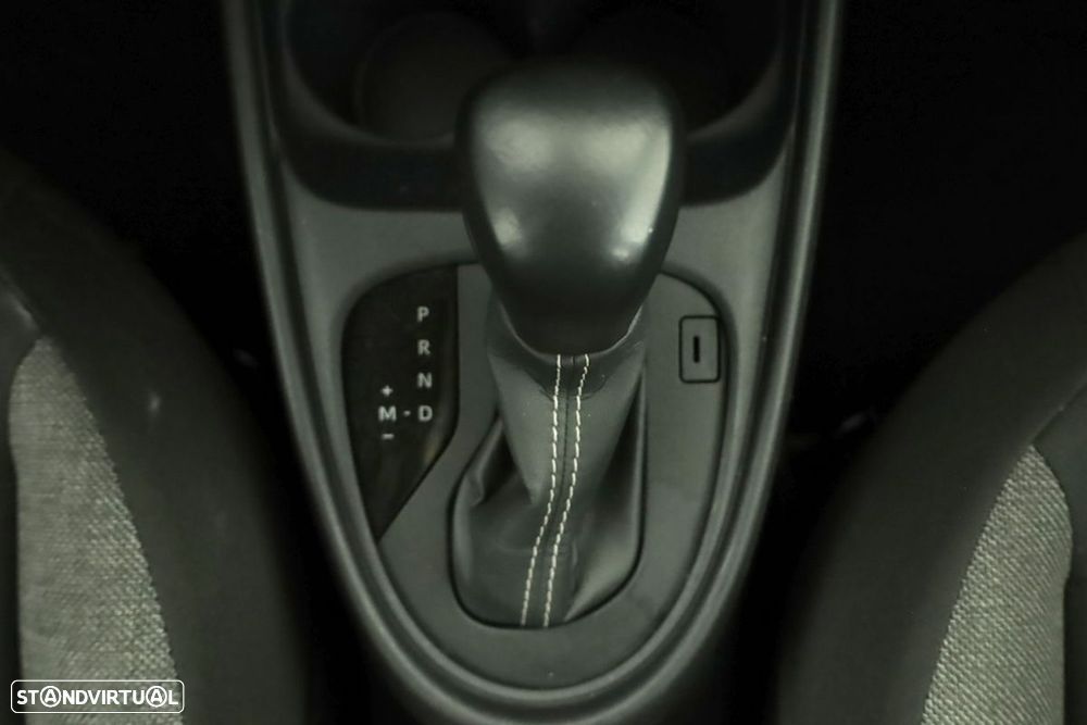 Toyota Aygo X 1.0 Pulse CVT - 13