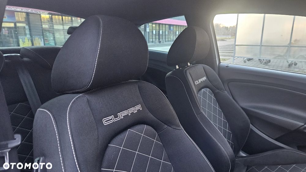 Seat Ibiza SC 1.4 TSI DSG Cupra - 11