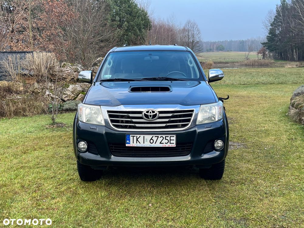 Toyota Hilux 4x4 Double Cab - 6