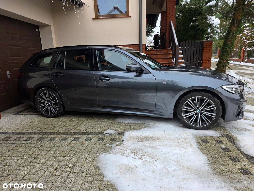 BMW Seria 3 320d M Sport - 5