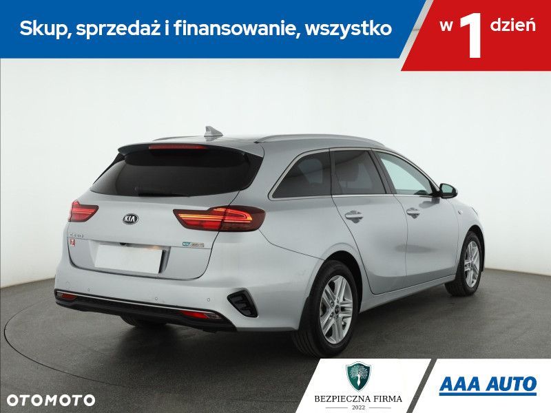 Kia Ceed - 7