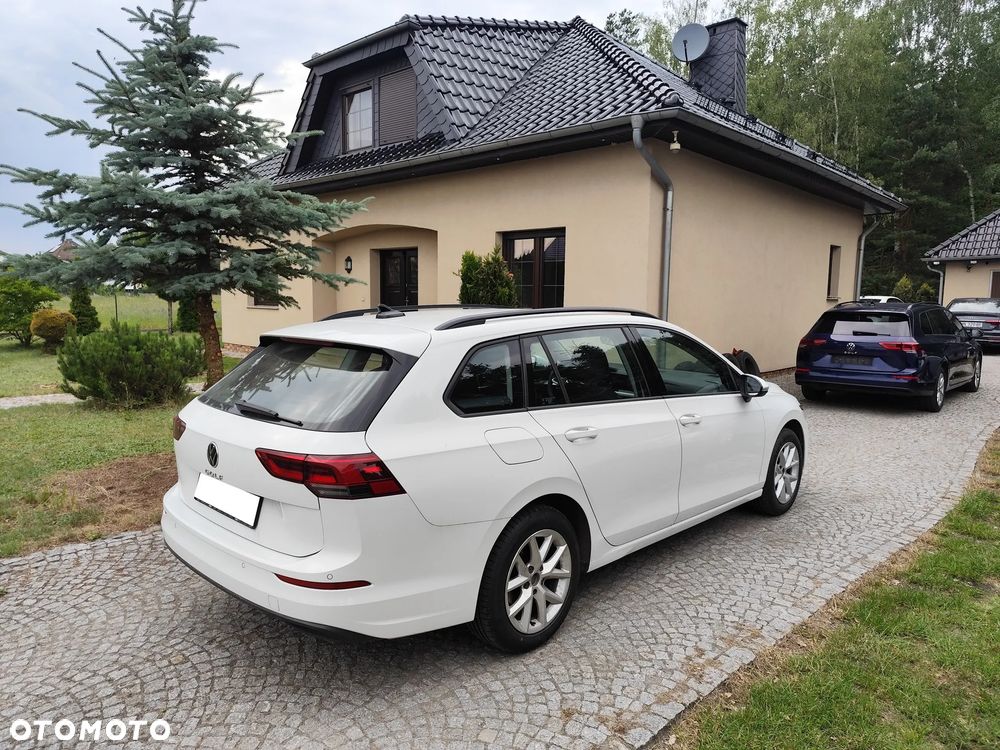 Volkswagen Golf Variant - 8