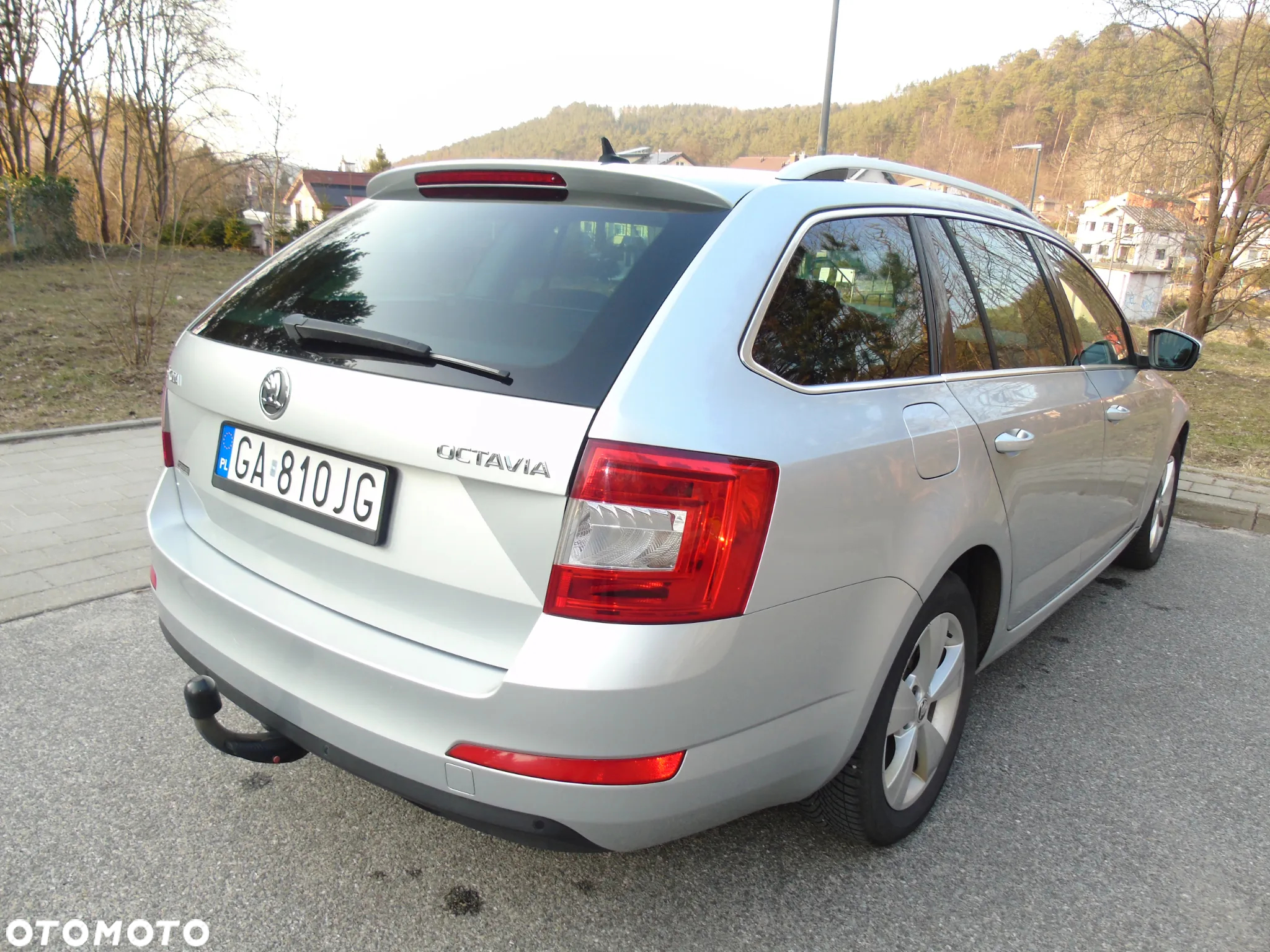 Skoda Octavia Combi 1.6 TDI DPF DSG Active - 6