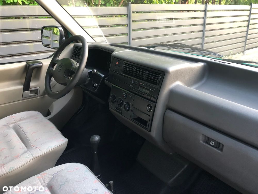 Volkswagen Transporter Mixt - 29