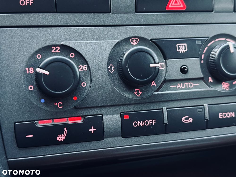 Audi A6 Avant 3.0 TDI tiptronic quattro - 29