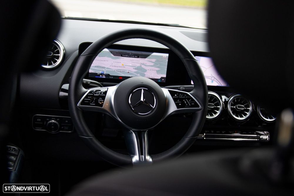 Mercedes-Benz EQA 300 4Matic Progressive - 2