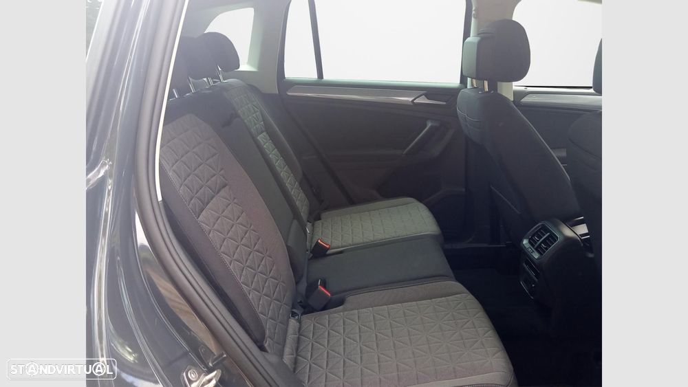 Volkswagen Tiguan 1.5 TSI Life — fotografia 14