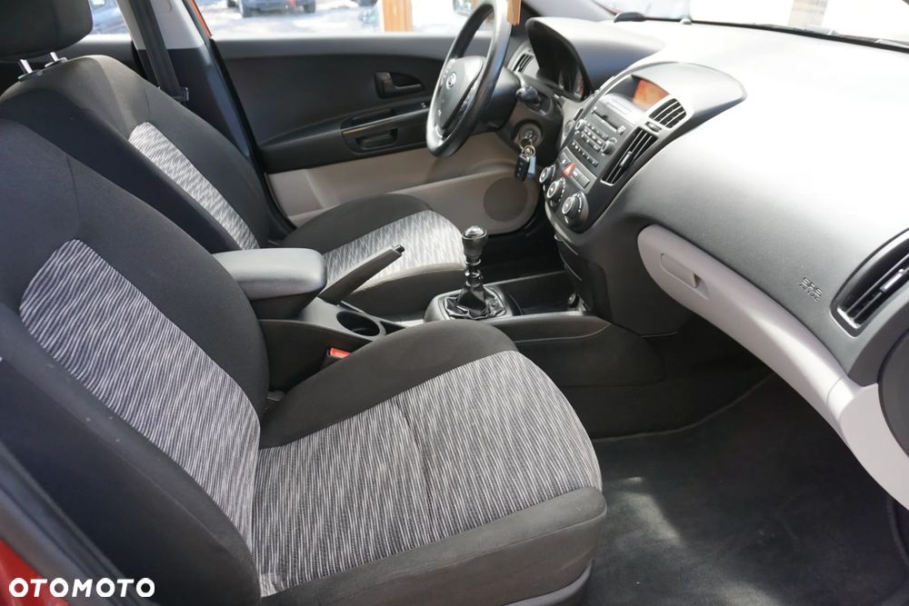 Kia Ceed 1.4 Comfort + - 15