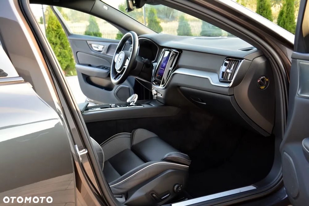 Volvo S60 B4 B Geartronic RDesign - 25