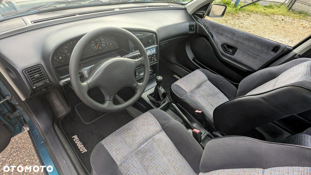 Peugeot 405 - 12