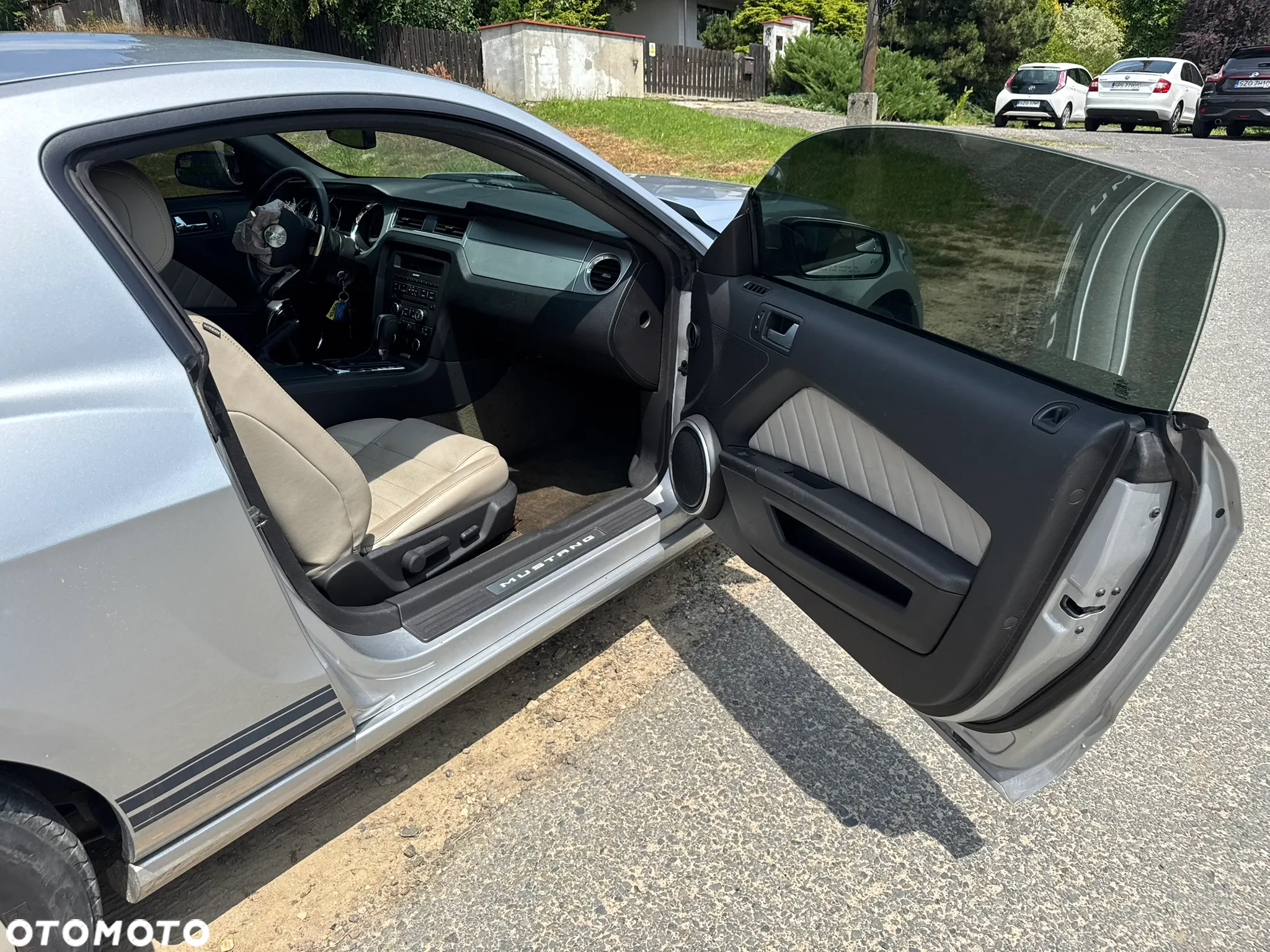 Ford Mustang 3.7 V6 Premium - 19