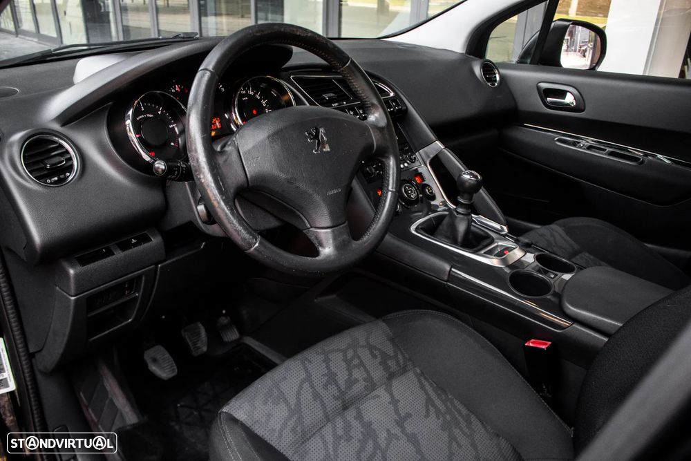 Peugeot 3008 1.6 HDi Executive - 23