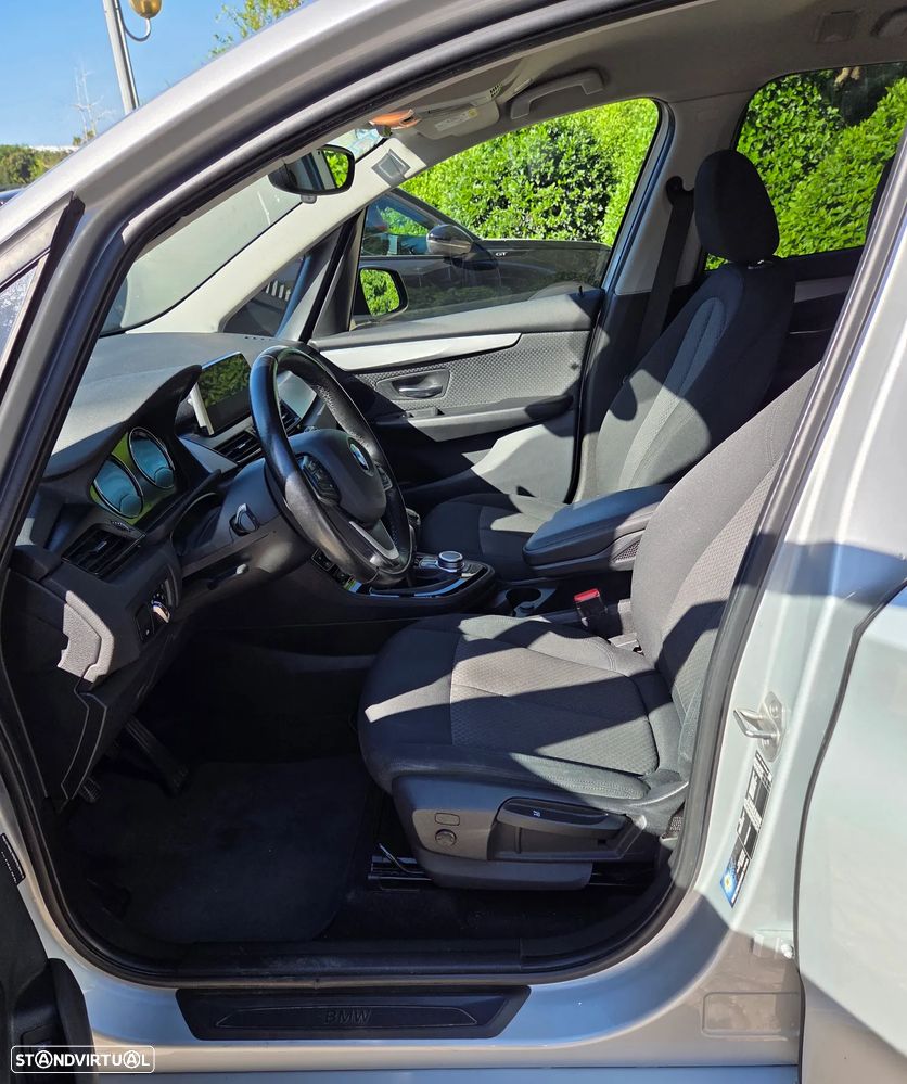 BMW 216 Gran Tourer i 7L Line Luxury - 14