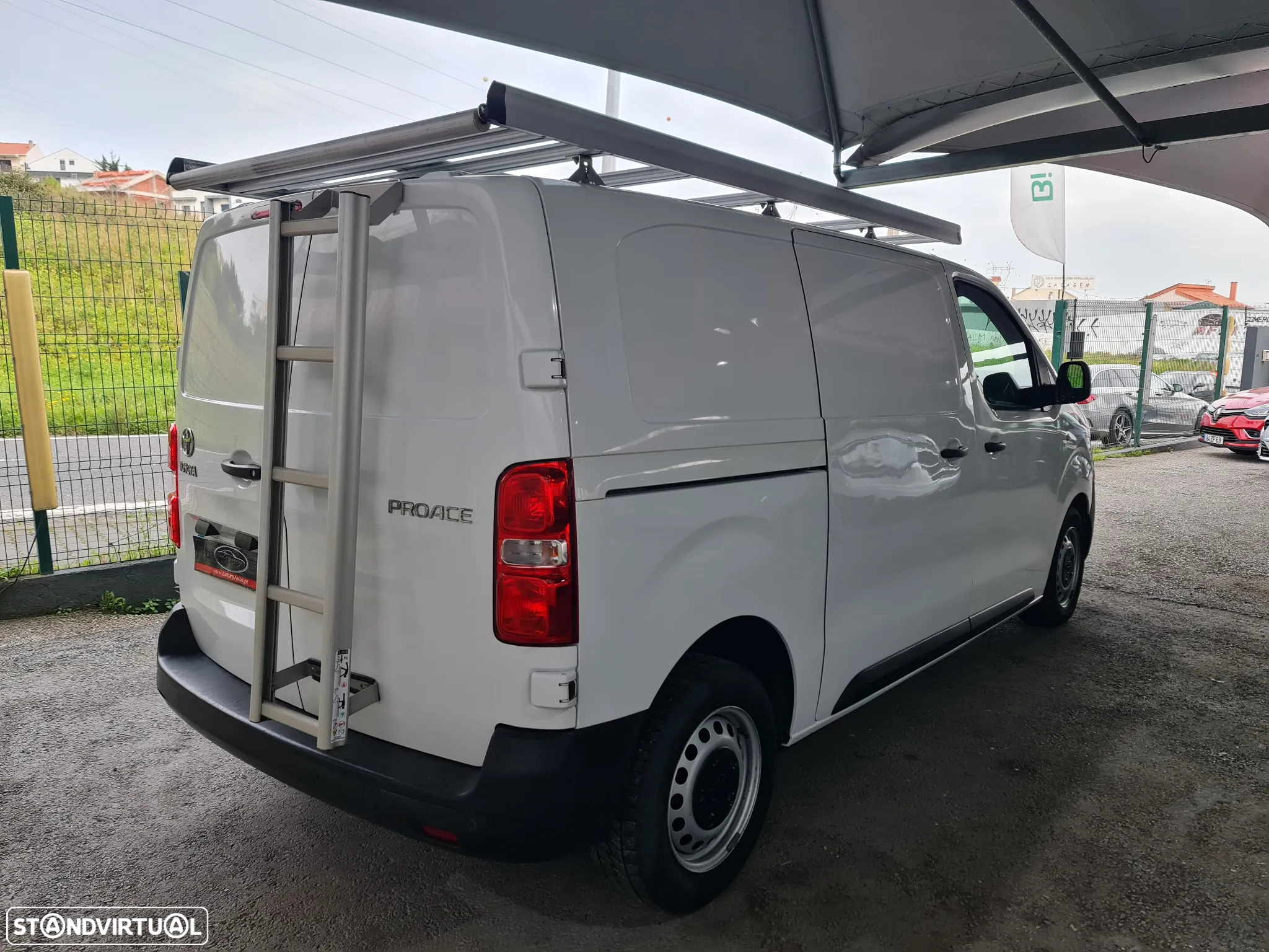 Toyota Proace 2.0 D-4D 150CV DYNAMIC * C/ Iva Incluido - 8