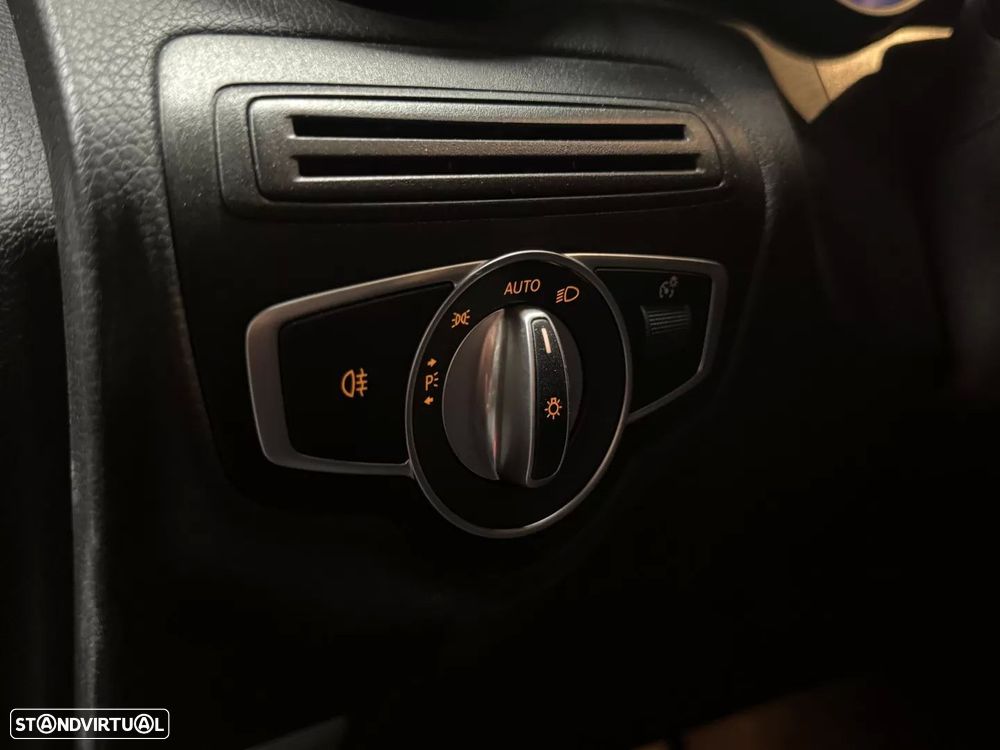 Mercedes-Benz GLC 300 de Coupe 4Matic - 16