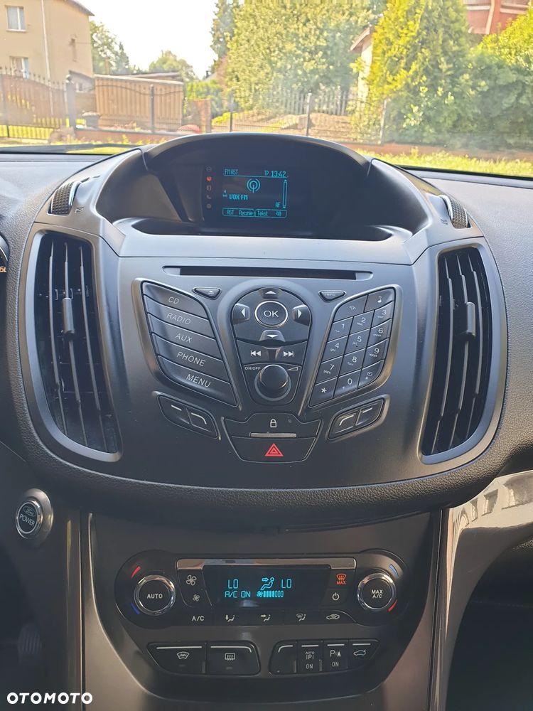 Ford Kuga 2.0 TDCi 4x4 Titanium - 29