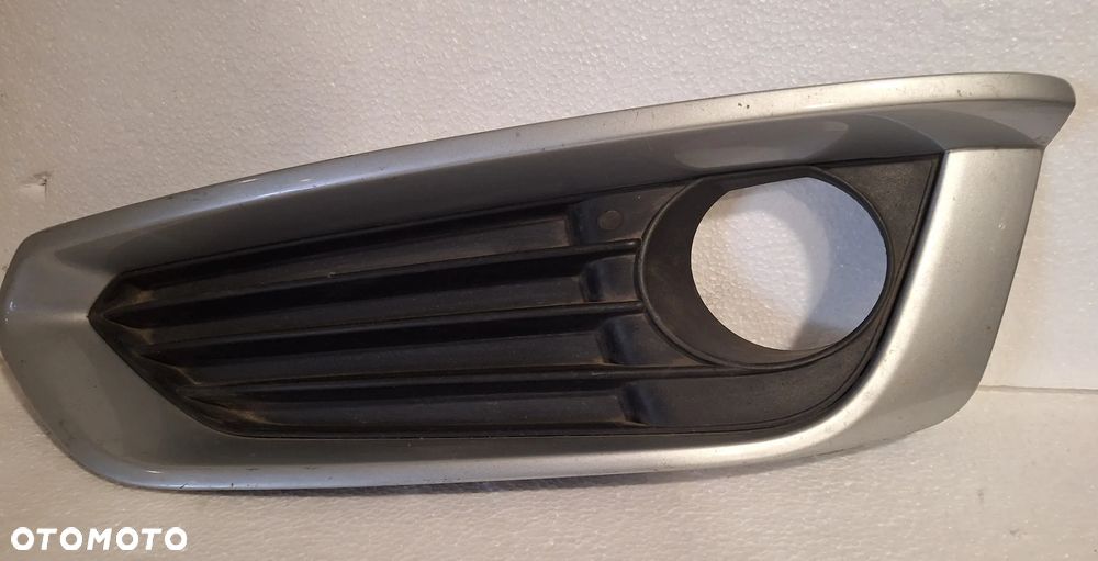 BMW SERIA 2 F22 F23 KRATKA ATRAPA ZDERZAKA LEWA 51117293841 51117311665 - 1